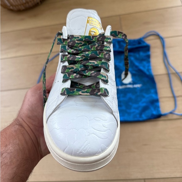 Adidas White Sneakers with Camouflage Accents - Picture 14 of 16